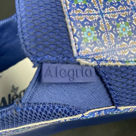 Alegria Duette Aztec Women's size 37/US 7-7.5 Medical Work Shoes, Nursing Clogs