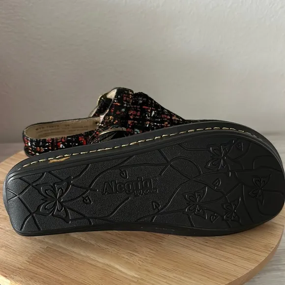 Alegria Leather Adjustable Backstrap Clogs - Myrtle