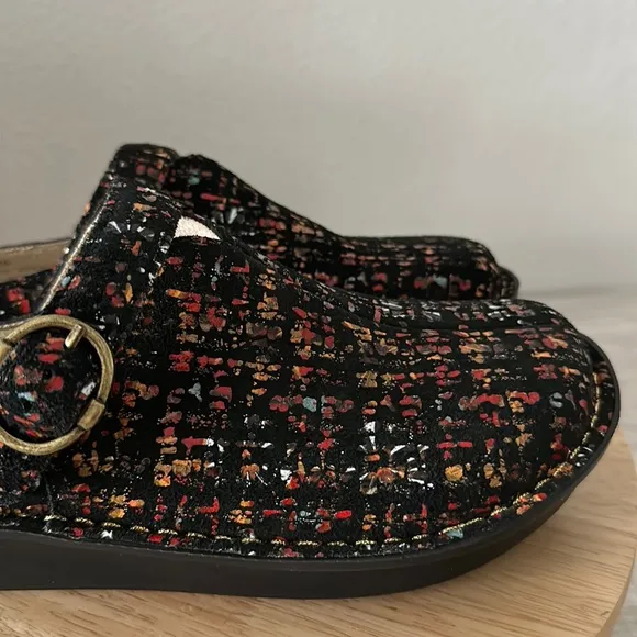 Alegria Leather Adjustable Backstrap Clogs - Myrtle