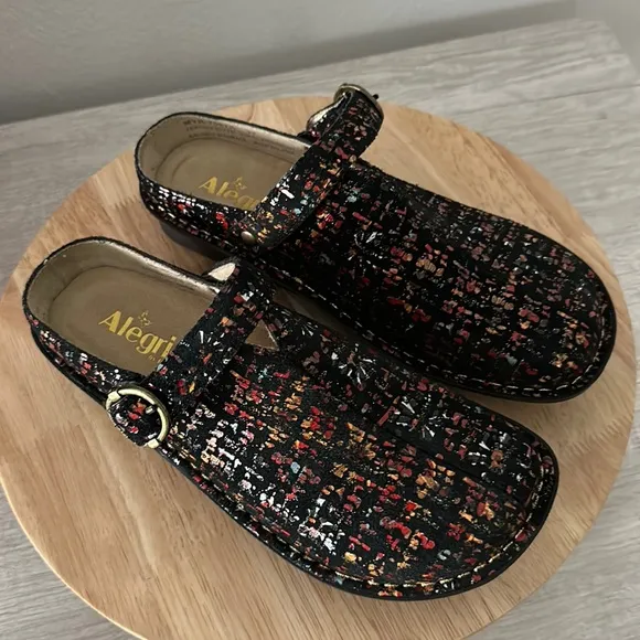 Alegria Leather Adjustable Backstrap Clogs - Myrtle