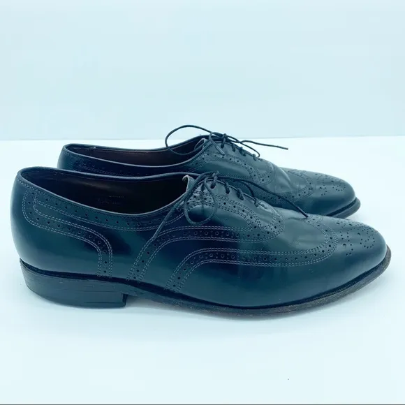 Allen Edmond Black McTavish Wing Tip Oxfords