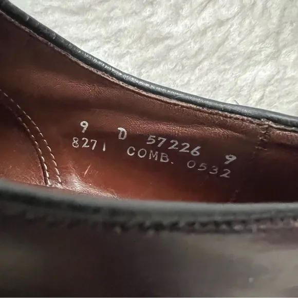 Allen Edmonds 2 Tone Black/Burgundy Genuine Leather Lace Up Oxfords Shoes 9 M