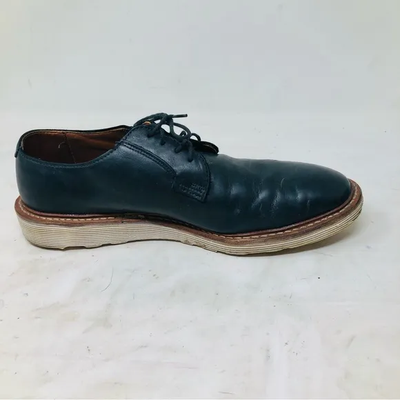 Allen Edmonds Navy Leather Oxfords