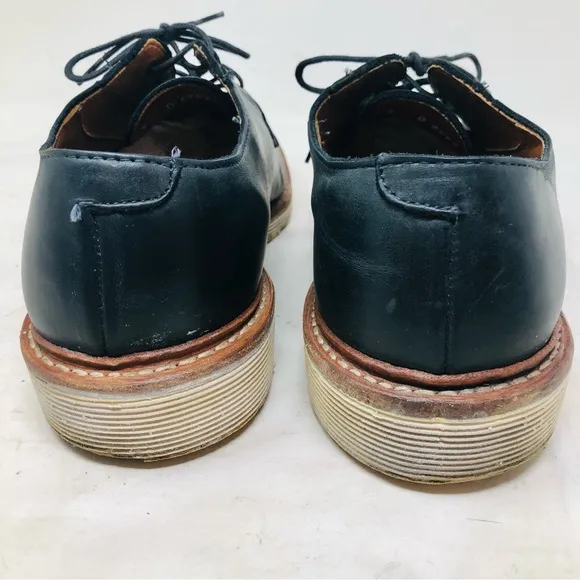 Allen Edmonds Navy Leather Oxfords
