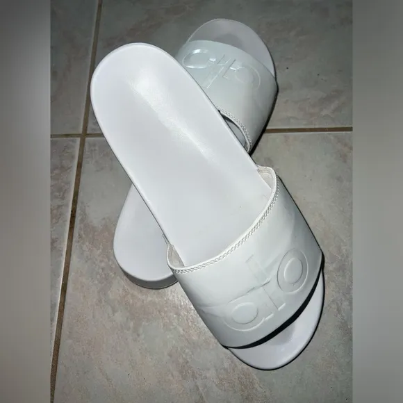 Alo unisex slides