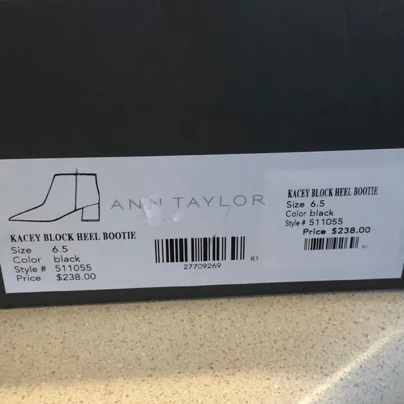 ANN TAYLOR BLOCK HEEL BOOTIE WITH HOUNDSTOOTH PATTERN BLK WHT SZ 6.5 NEW IN BOX