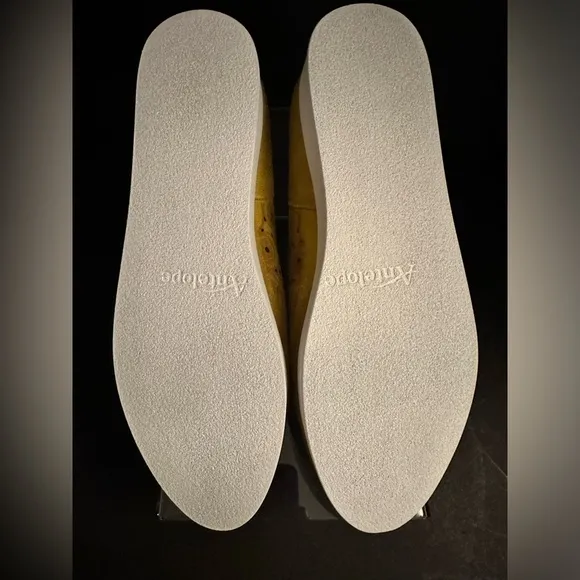 Antelope Sailor Slip Ons