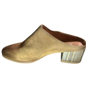 Antelope Womens GillySuede Slip On Mules -38 Medium NWT very comfortable!