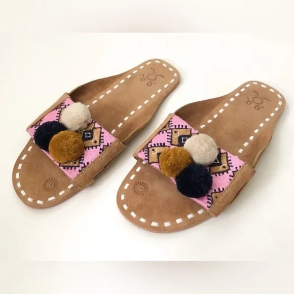 Anthropologie Figue Caravan Noona Pom Pom Leather Sandals Slip On Slides Boho 9