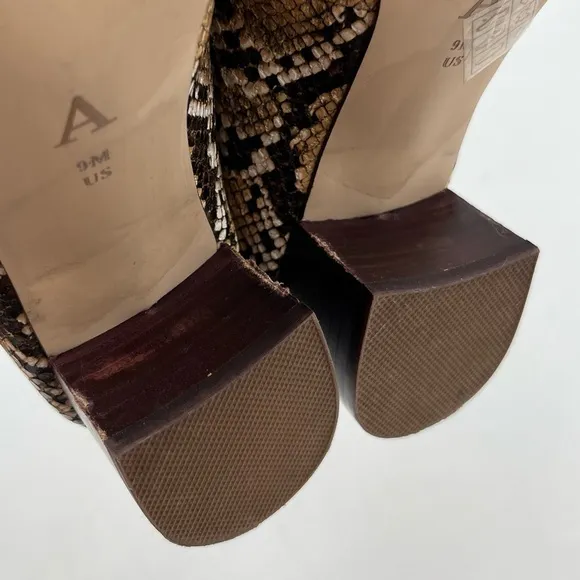 Anthropologie Seraphina Snakeskin Printed Chunky Block Stacked Heel Size 9