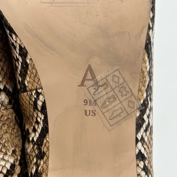 Anthropologie Seraphina Snakeskin Printed Chunky Block Stacked Heel Size 9