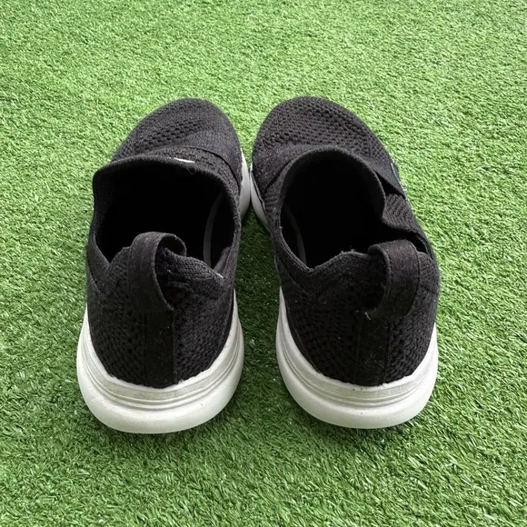 APL Black Sneakers - Kids US 12