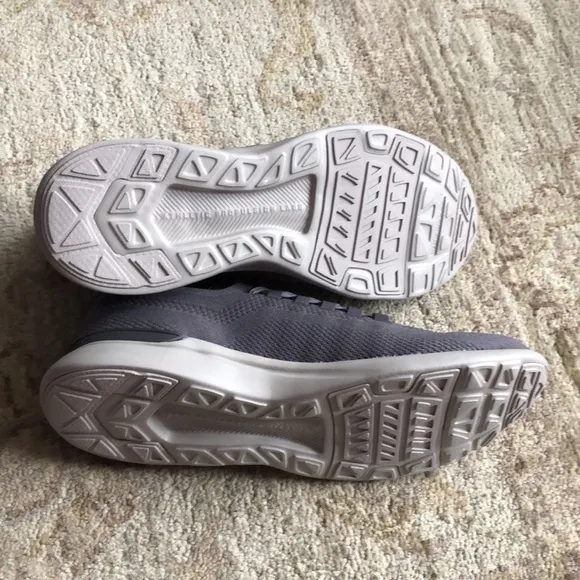 APL TechLoom Breeze Sneakers DARK GREY 10/41