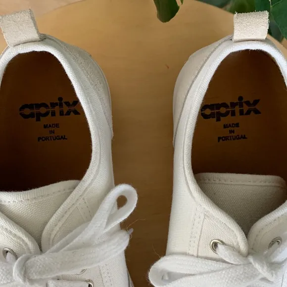 APRIX APR001 Suede and Canvas Sneaker in White and Light Gray