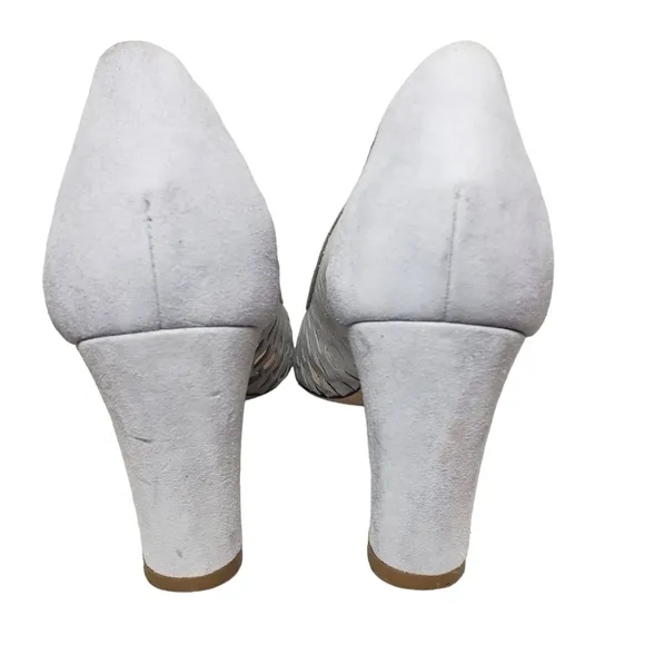 Aquatalia Gray Peep Toe Suede perforated heels  Sz 8