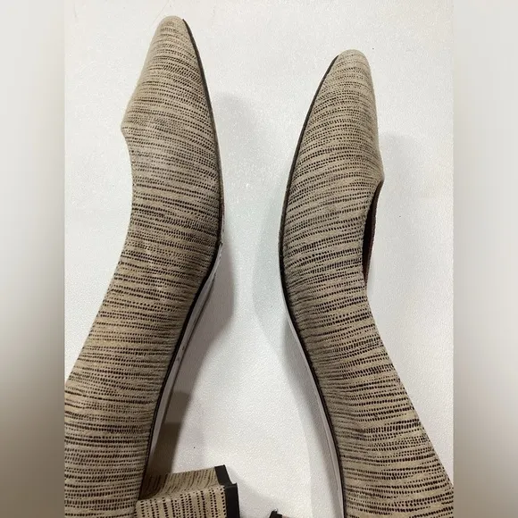 Aquatalia Phoebe Nubuck Suede Striped Tan Brown Block Heels Size 9.5