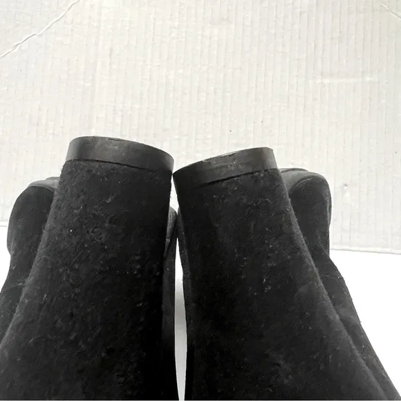 Aquatalia Suede Block Heel Weatherproof Pumps- Size 8- Black