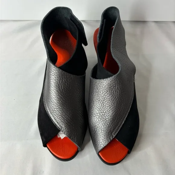 Arche leather gray and black wedge heels size 40