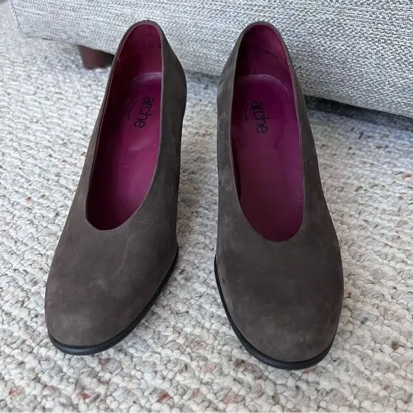 ARCHE LN Suede Nubuck Leather Block Heels