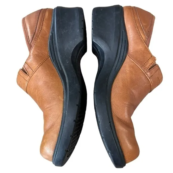 Ariat 93921 Brown Leather Santa Cruz Clogs Closed Heel Barn Slip On Shoes Sz 8B