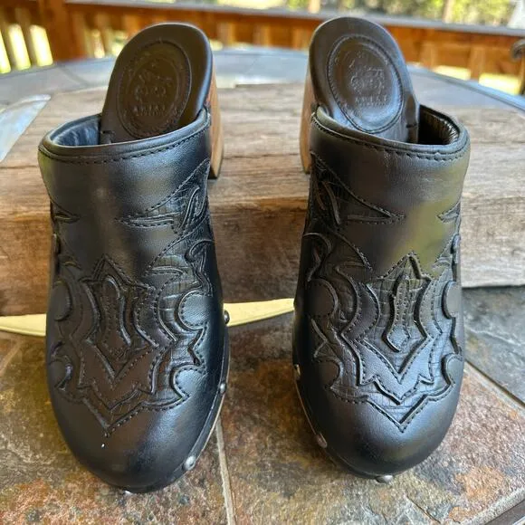 Ariat Black Leather Mules Womens 6.5B Wood Block Heel Clogs Western Embossed