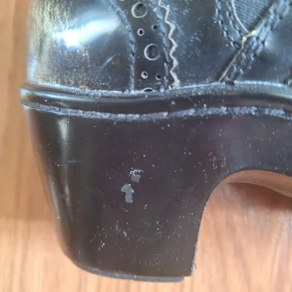 Ariat Bradford Distressed Leather Clogs Burnished Black Comfort Shabby Chic 7.5