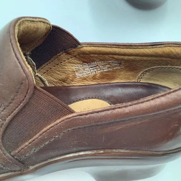 Ariat Shoes Clogs‎ US 7.5 B Brown Leather Casual Work Heels Womans