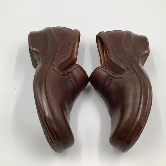 Ariat Shoes Clogs‎ US 7.5 B Brown Leather Casual Work Heels Womans