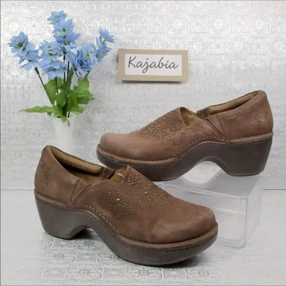 ARIAT Tan/Brown Suede Clogs Size 9B