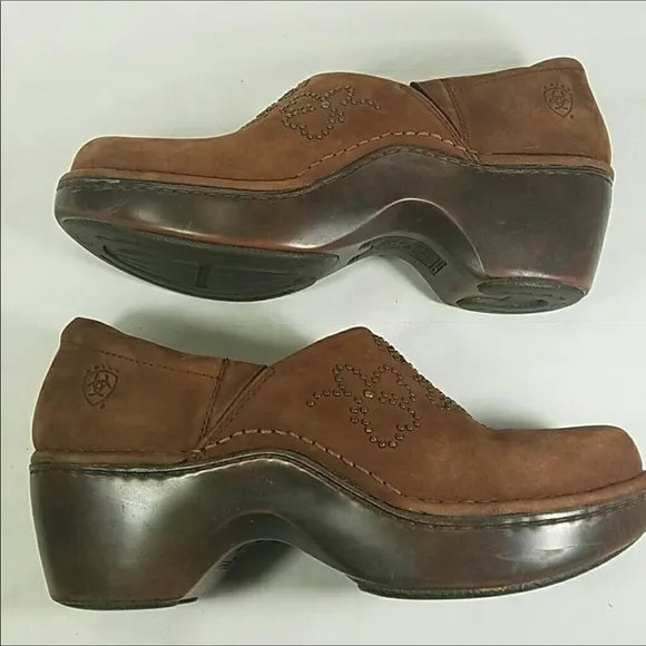 ARIAT Tan/Brown Suede Clogs Size 9B