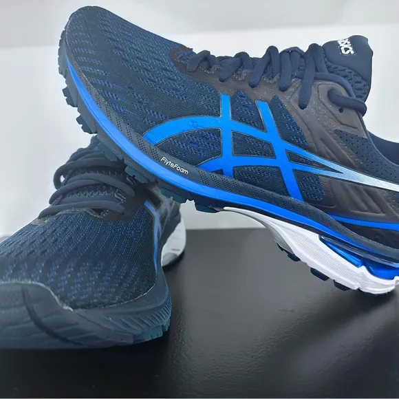 ASICS GT-2000 9 RUNNING SHOES  FRENCH BLUE/ELECTRIC BLUE SIZE: 8 MENS