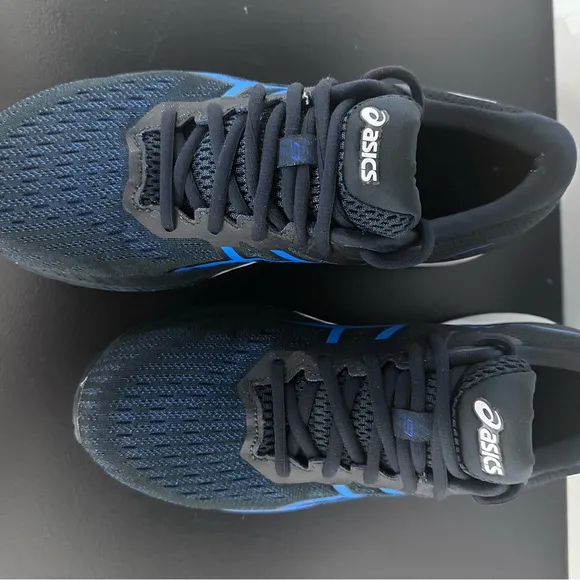 ASICS GT-2000 9 RUNNING SHOES  FRENCH BLUE/ELECTRIC BLUE SIZE: 8 MENS