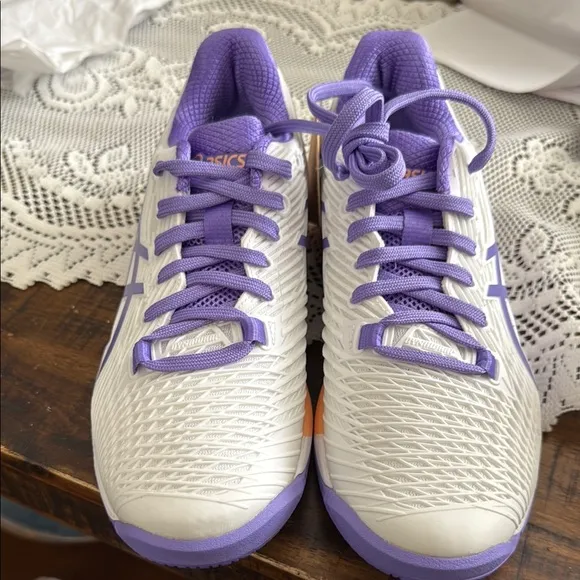 ASICS Purple and White Athletic Shoes for Performance