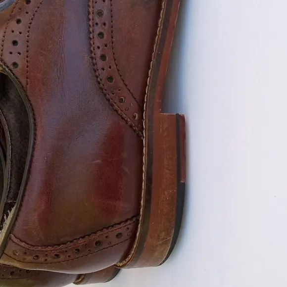 Aston Grey Men's leather Oxfords, 9.5,  Burgundy Brown, Pre-owned