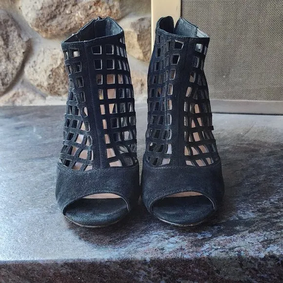 Audrey Brooke “Marseille” Black Suede Open Toe Gladiator Heels Bootie Size 8.5M