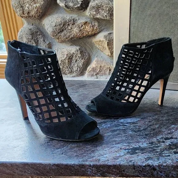 Audrey Brooke “Marseille” Black Suede Open Toe Gladiator Heels Bootie Size 8.5M