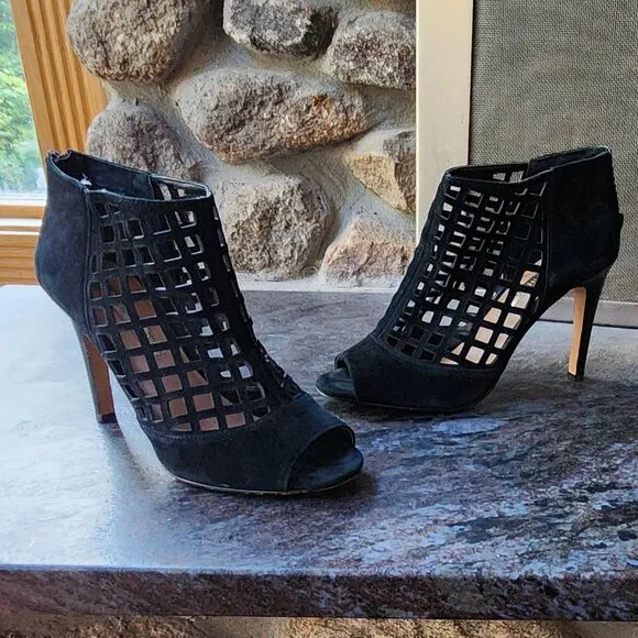 Audrey Brooke “Marseille” Black Suede Open Toe Gladiator Heels Bootie Size 8.5M