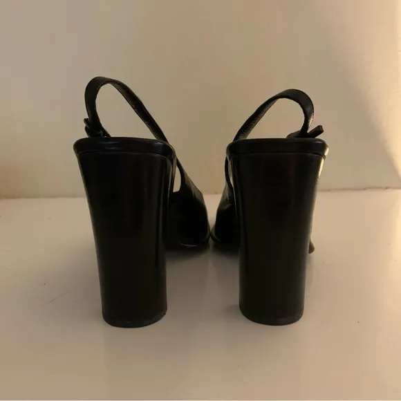 Authentic Gucci black leather sling back black heels, 7 1/2 ￼