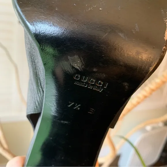 Authentic Gucci black leather sling back black heels, 7 1/2 ￼