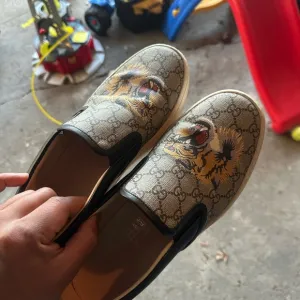 Authentic Gucci Tiger Canvas Leather Mens Slip On Sneakers