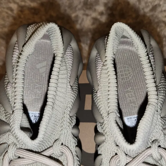 AUTHENTIC YEEZY 450 Stone Flax Size US 7M or US 8W