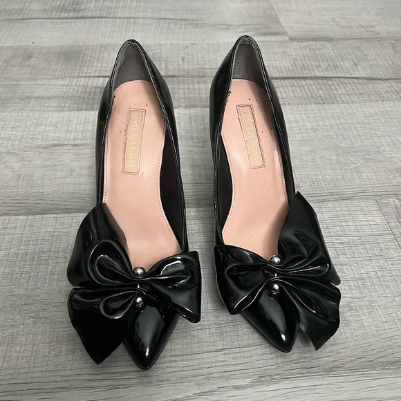 AVEC LES FILLES Charlotte Bow Patent Pumps Size 7