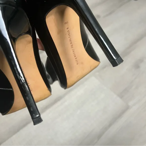 AVEC LES FILLES Charlotte Bow Patent Pumps Size 7