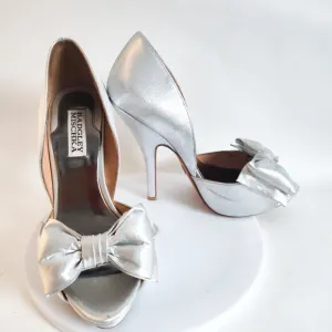 Badgely Mischka D'Orsay Formal Silver Leather Sole Open Toe Bow Heels 6.5 Pumps