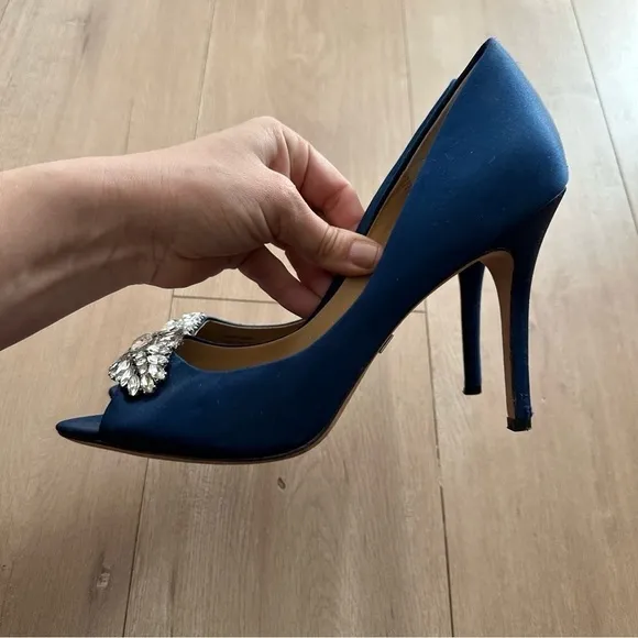 Badgley Mischka GOODIE satin open toe pump evening bridal Heels Navy 9M