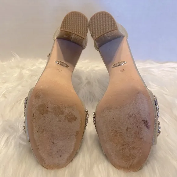 Badgley Mischka Hines Gold Ankle Strap Block Heels Size 6 1/2