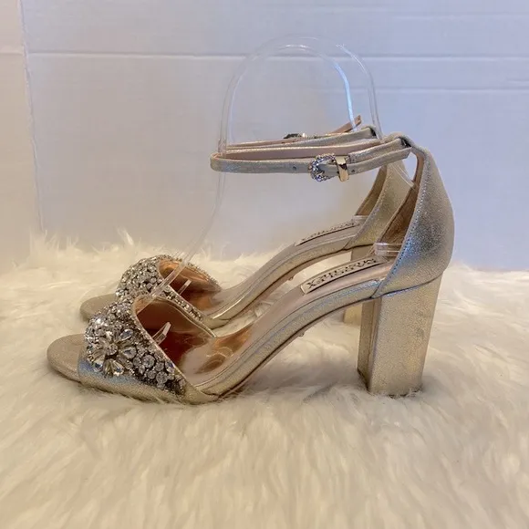 Badgley Mischka Hines Gold Ankle Strap Block Heels Size 6 1/2