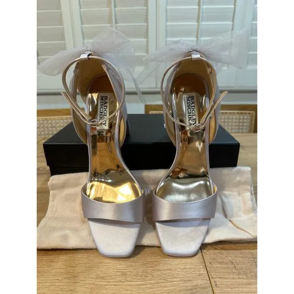 Badgley Mischka Kim Ankle Strap Sandal Heels Lavender Satin 7.5 NIB Tulle Bows