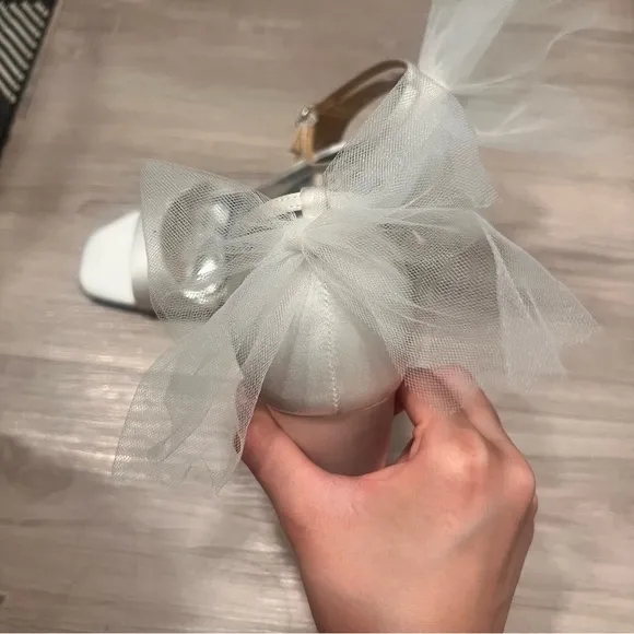 Badgley Mischka Kim Mesh Bow Block Heels