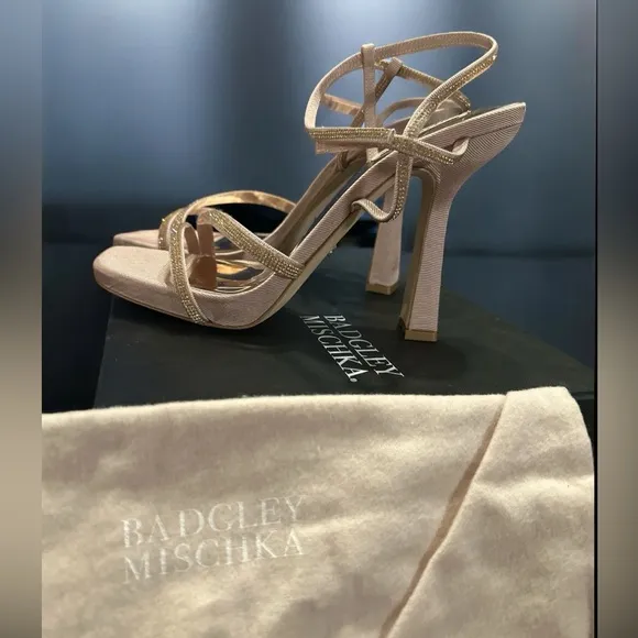 Badgley Mischka Womens Urbana Open Toe Ankle Strap Heels Women’s US 9 NIB